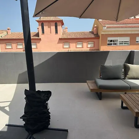 The Terrace House 아파트